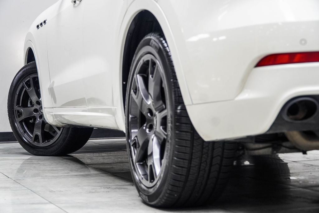 2021 Maserati Levante Base