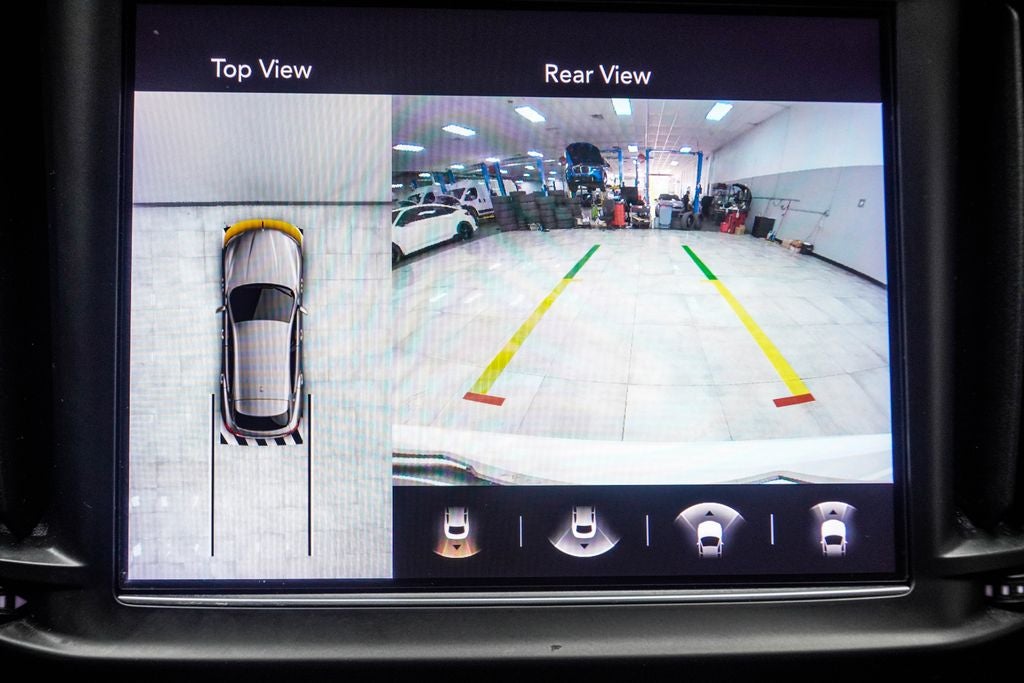 2021 Maserati Levante Base