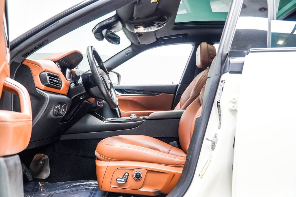 2021 Maserati Levante Base