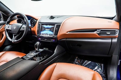 2018 Maserati Levante Base