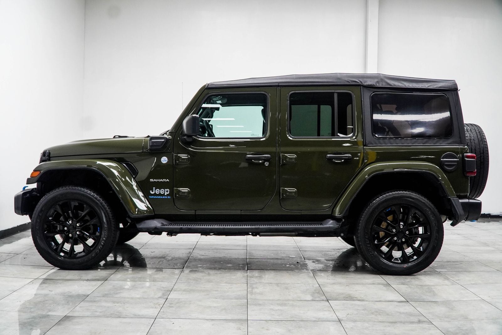 2023 Jeep Wrangler Sahara 4xe