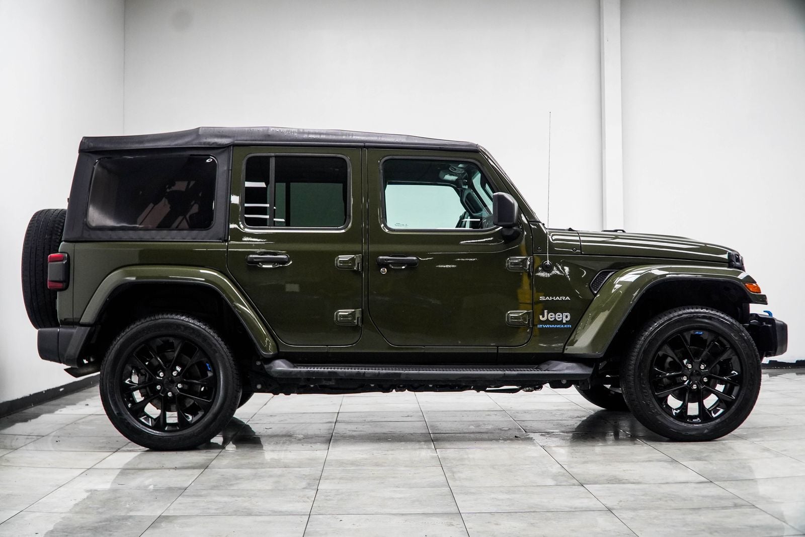 2023 Jeep Wrangler Sahara 4xe
