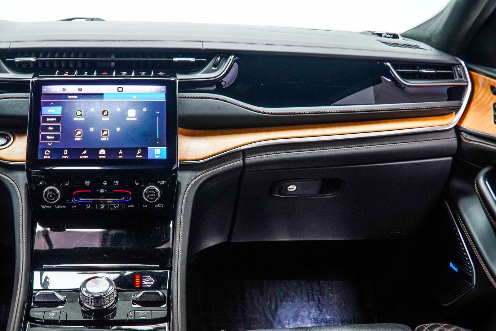 2022 Jeep Grand Cherokee Summit Reserve