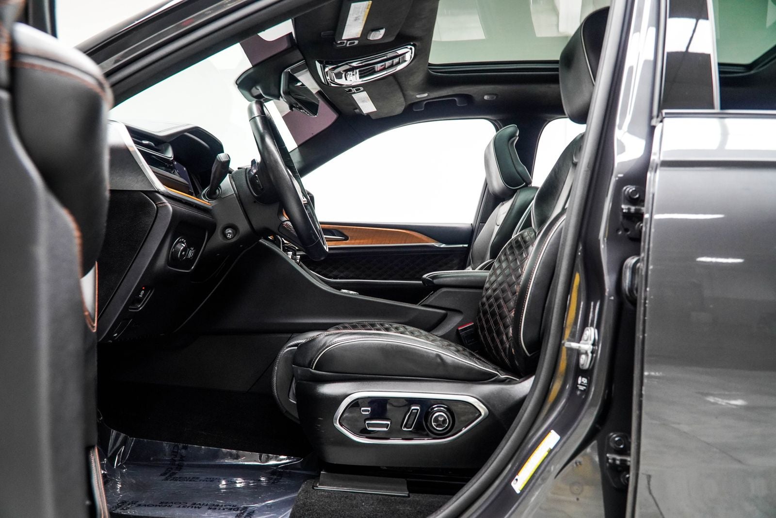 2022 Jeep Grand Cherokee Summit Reserve