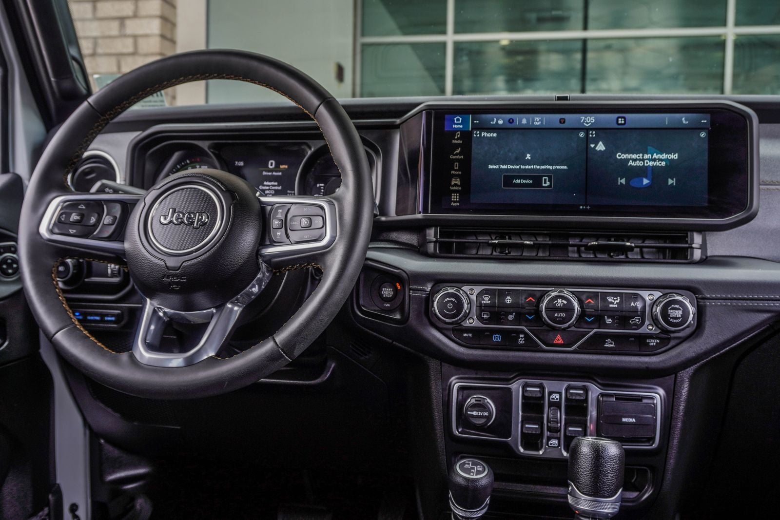 2024 Jeep Wrangler Sahara 4xe