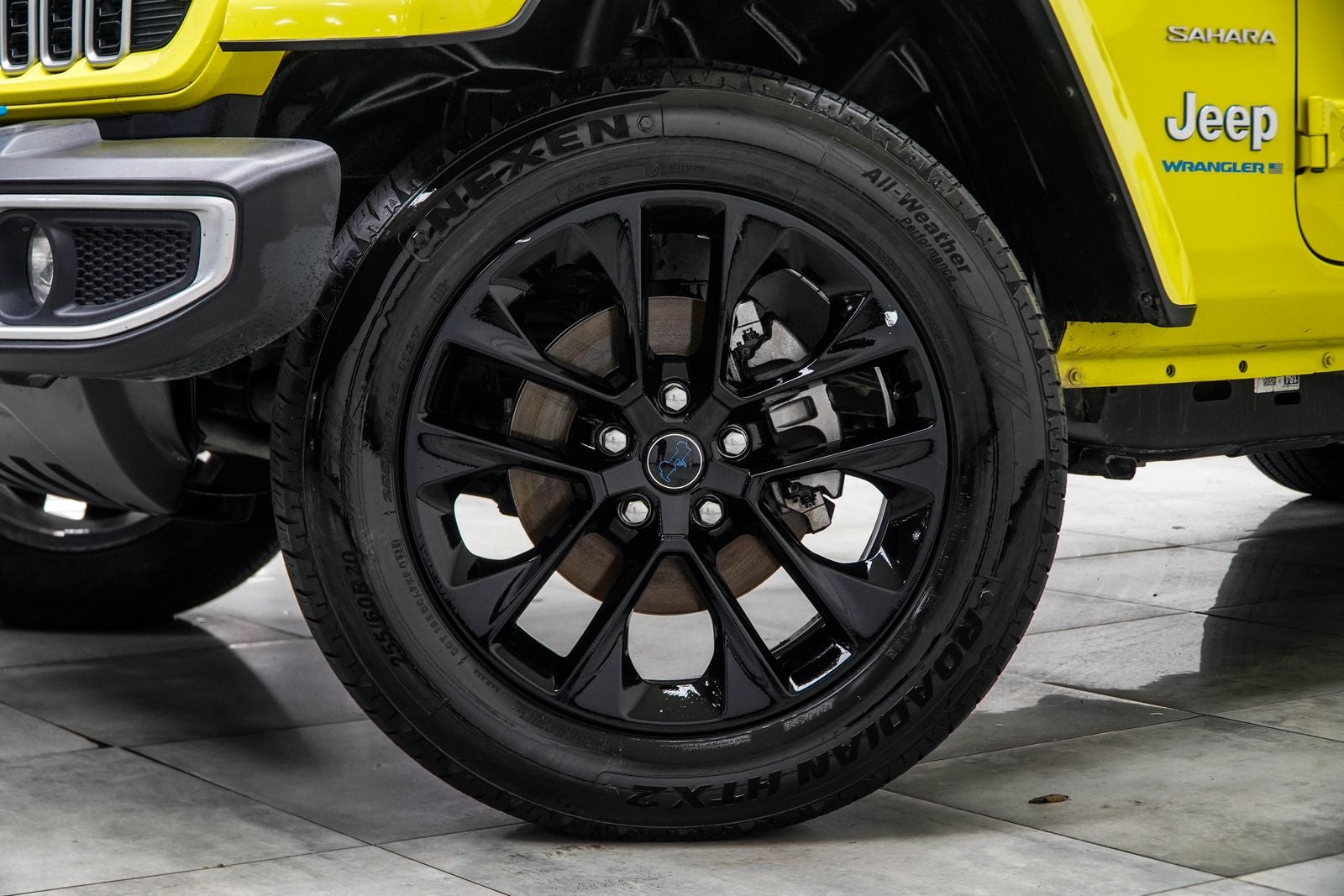 2024 Jeep Wrangler Sahara 4xe