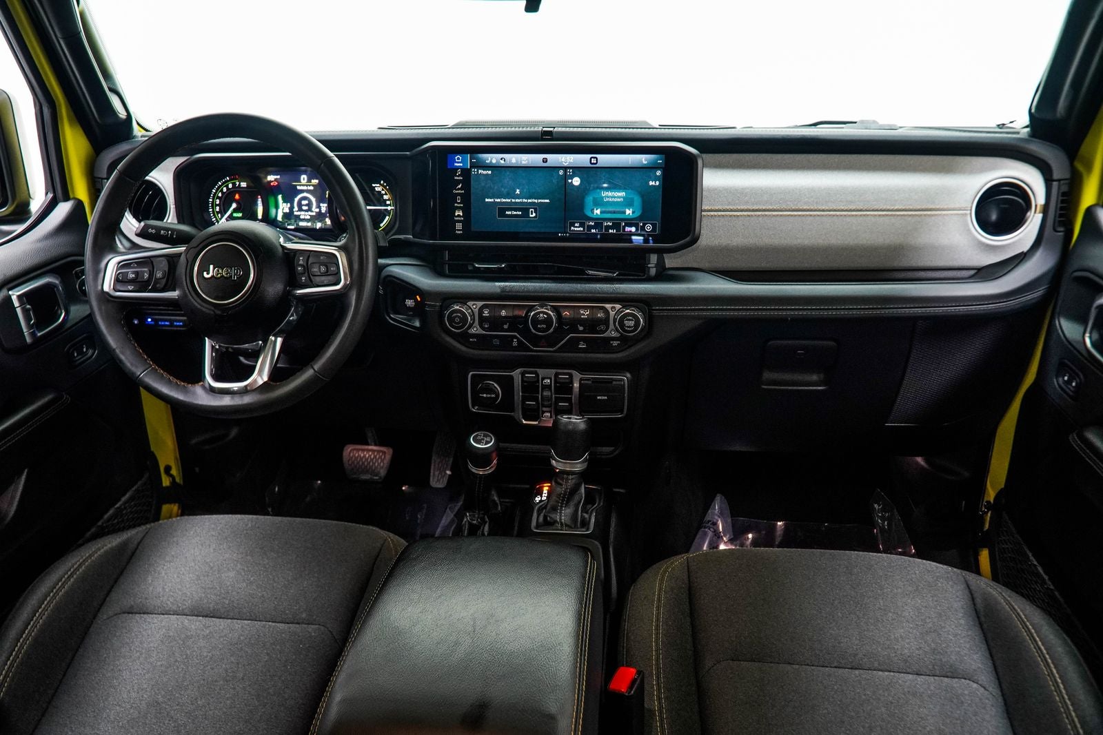 2024 Jeep Wrangler Sahara 4xe