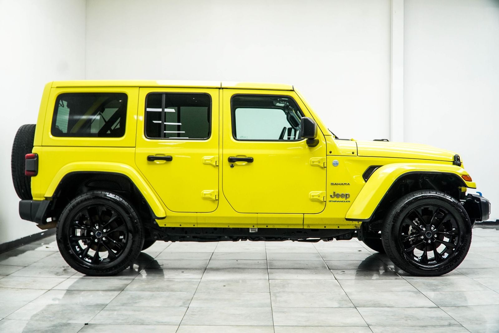 2024 Jeep Wrangler Sahara 4xe