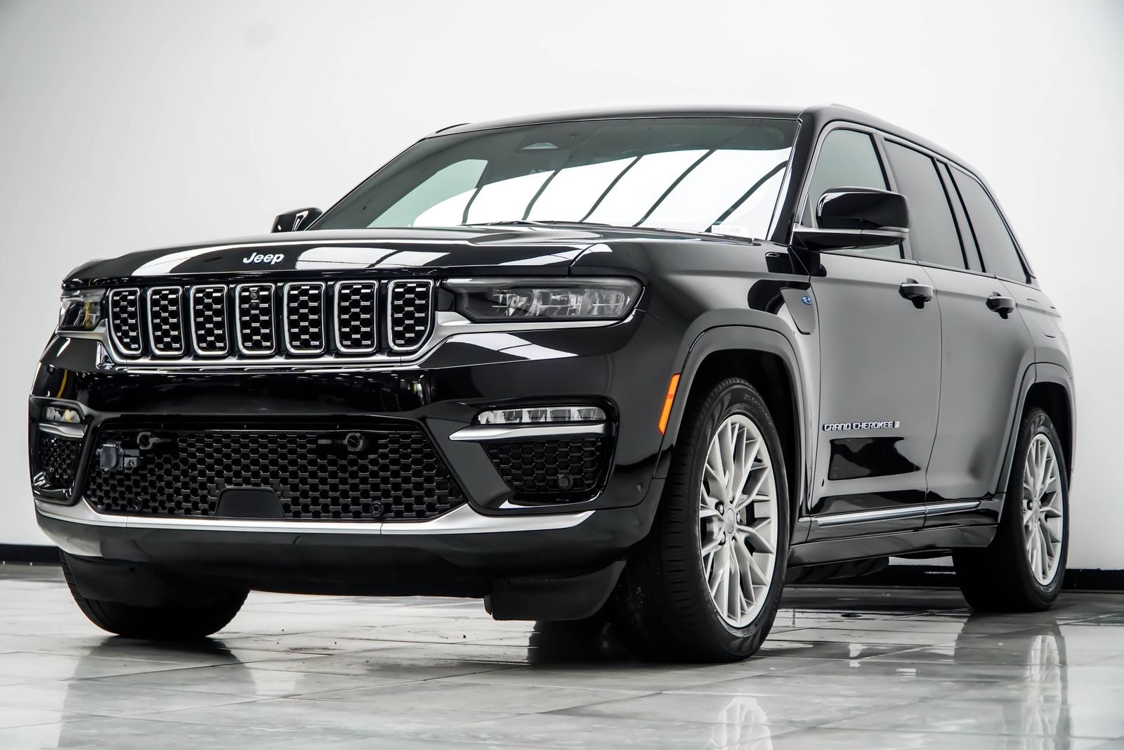 2023 Jeep Grand Cherokee Summit 4xe