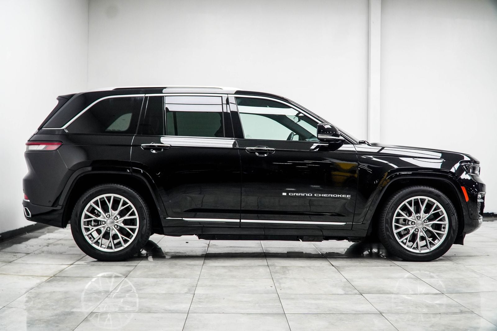 2023 Jeep Grand Cherokee Summit 4xe