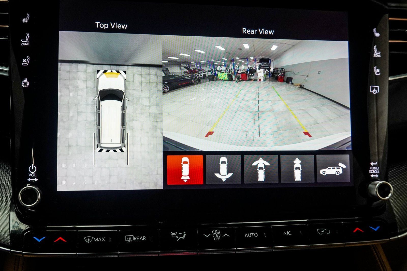 2023 Jeep Grand Wagoneer Series III