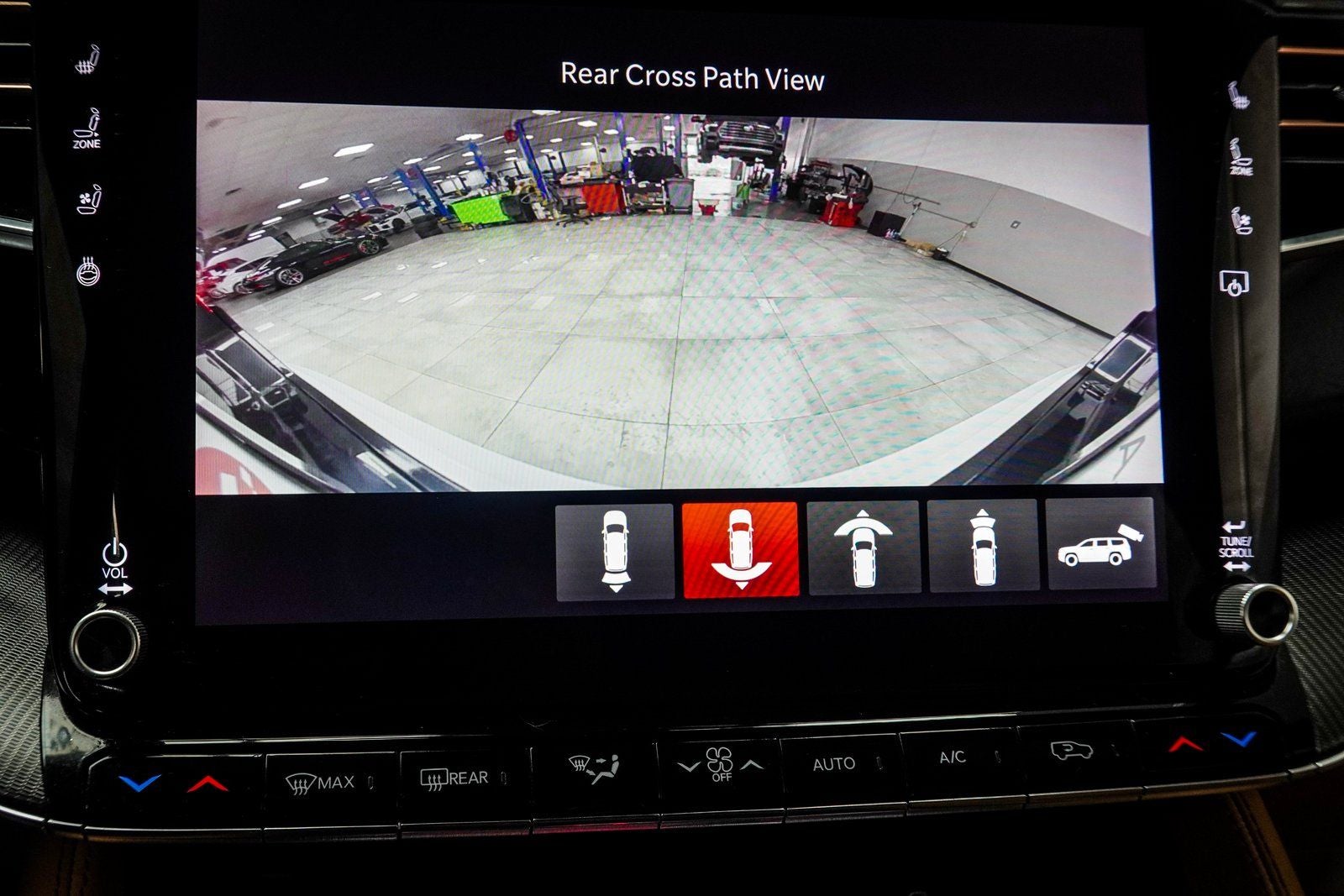 2023 Jeep Grand Wagoneer Series III