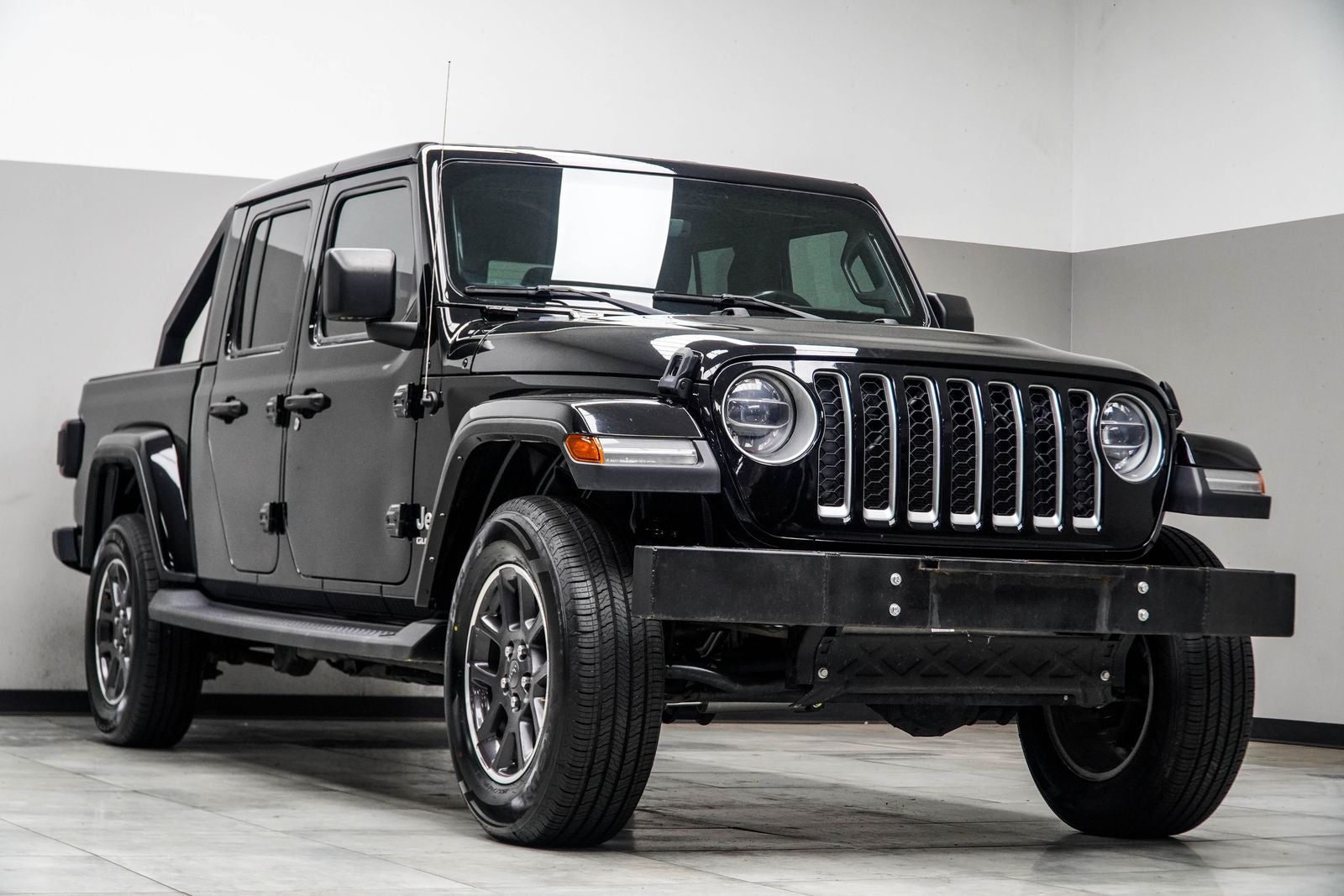 2022 Jeep Gladiator Overland