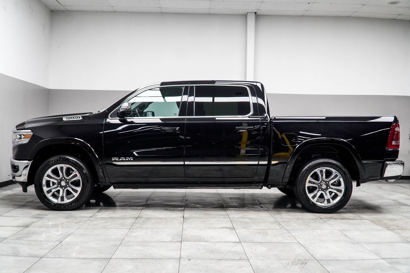 2023 RAM 1500 Limited