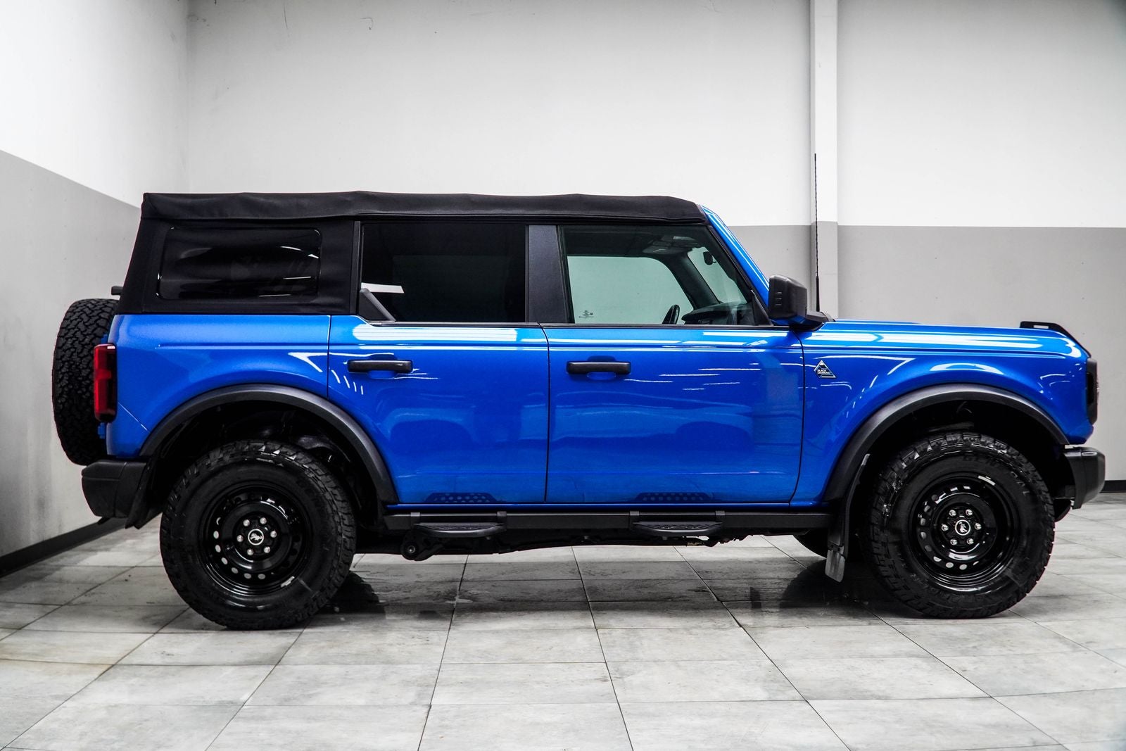 2022 Ford Bronco Black Diamond