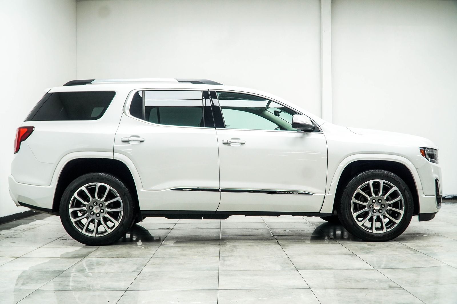 2021 GMC Acadia Denali