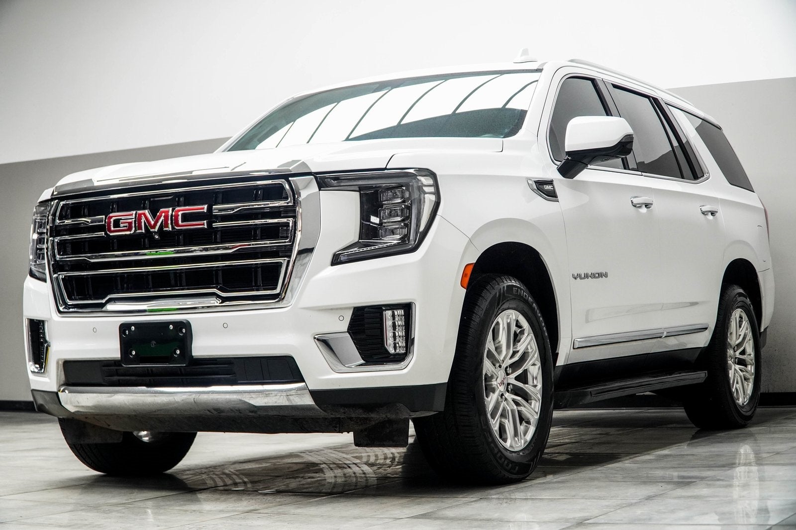 2021 GMC Yukon SLT