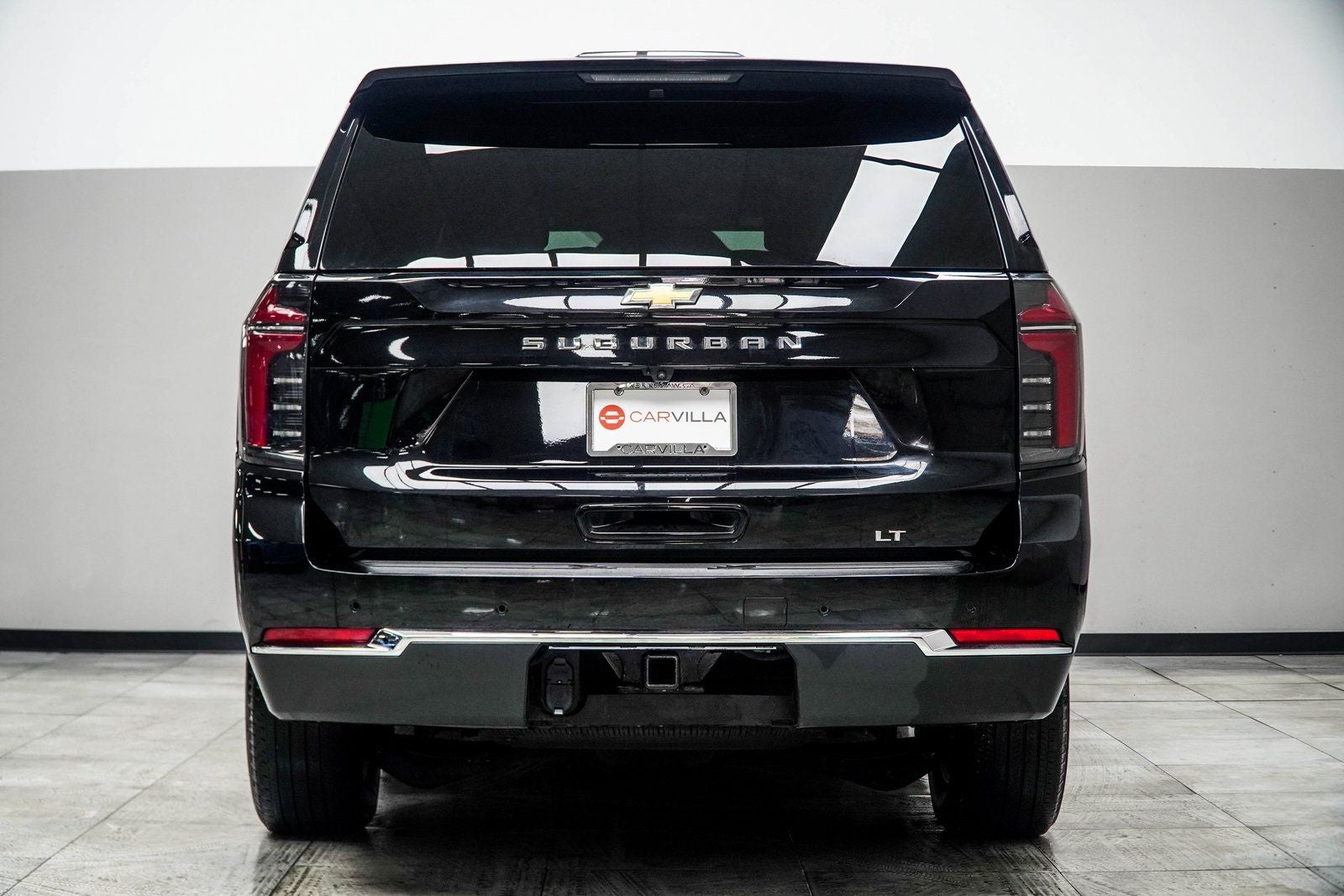 2025 Chevrolet Suburban LT