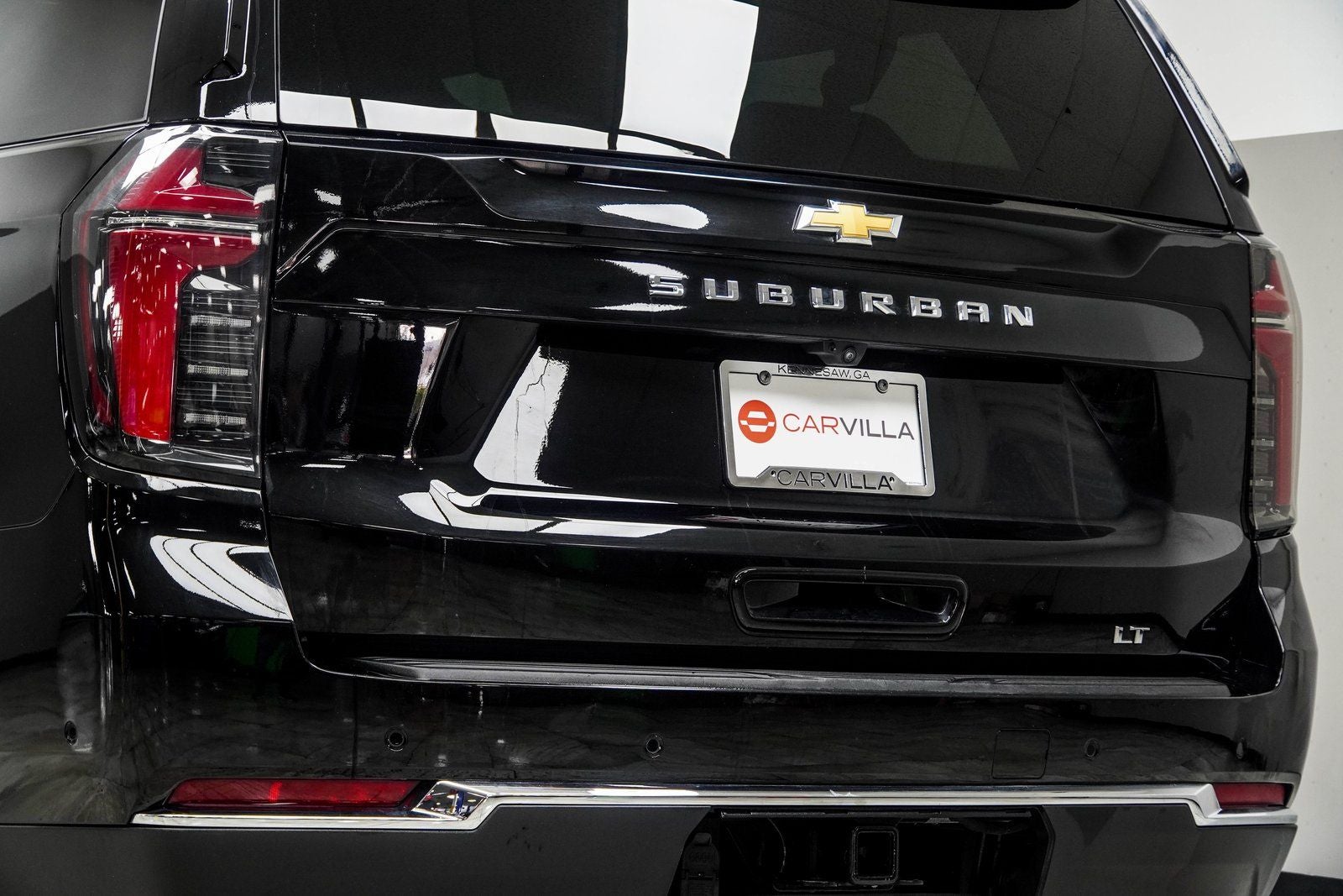 2025 Chevrolet Suburban LT