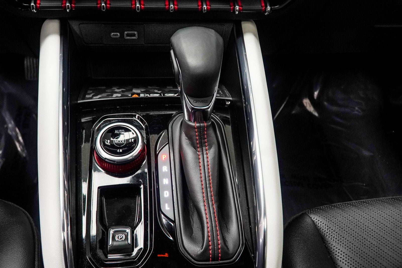 2024 GMC Canyon AT4X