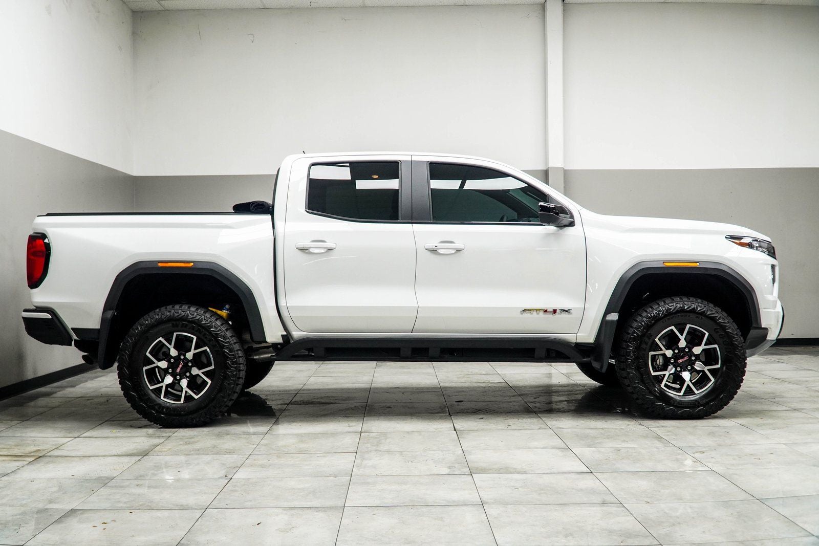2024 GMC Canyon AT4X