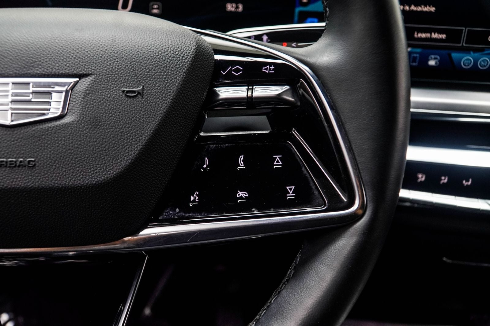 2024 Cadillac LYRIQ Sport