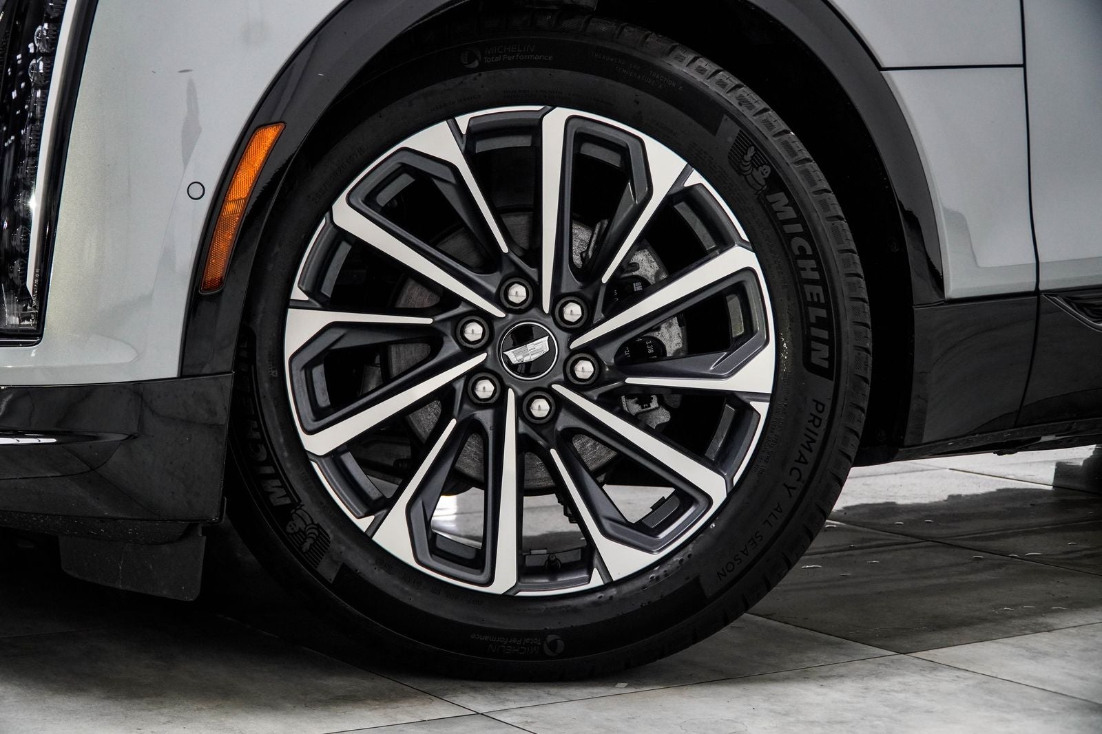 2024 Cadillac LYRIQ Sport