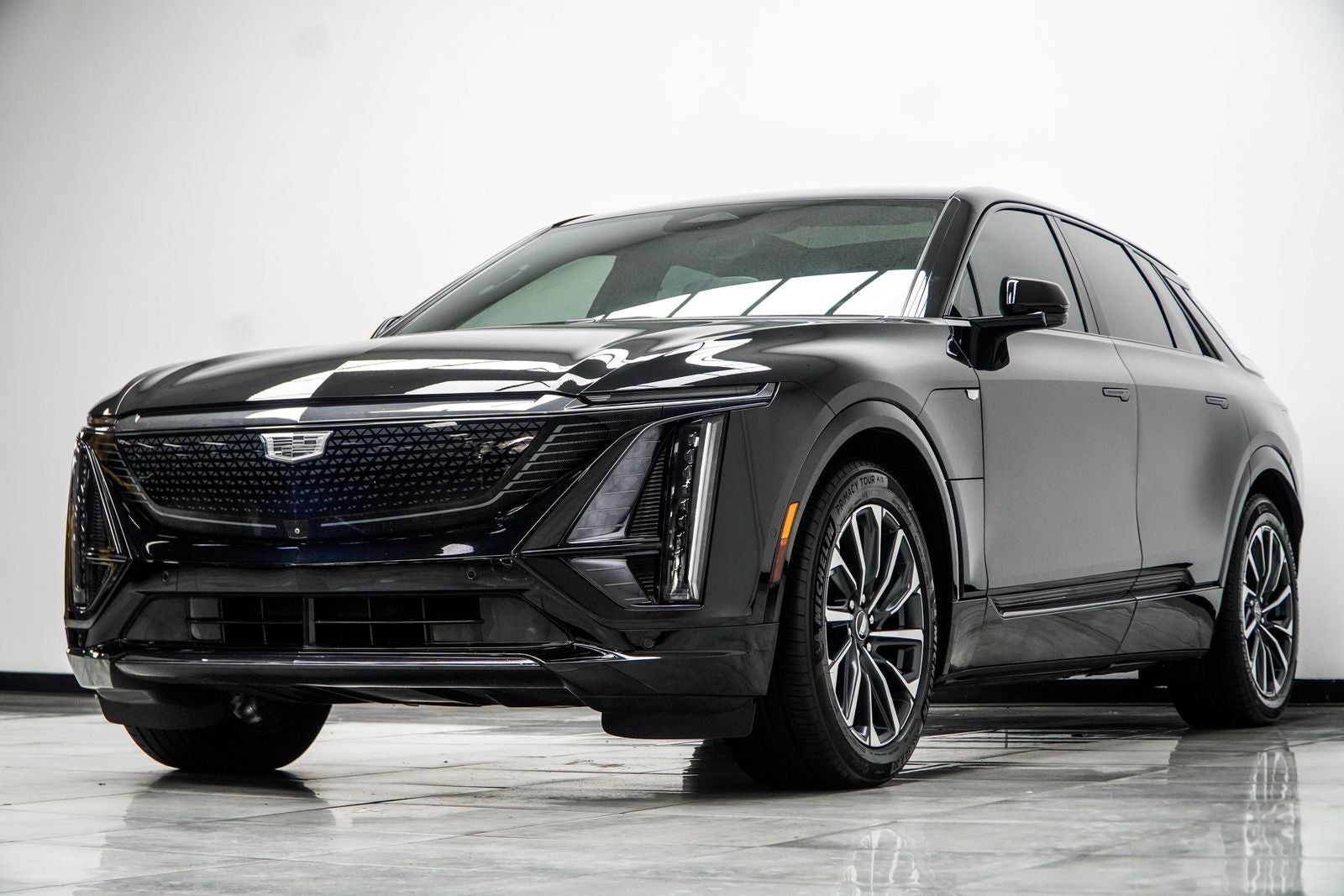 2024 Cadillac LYRIQ Sport