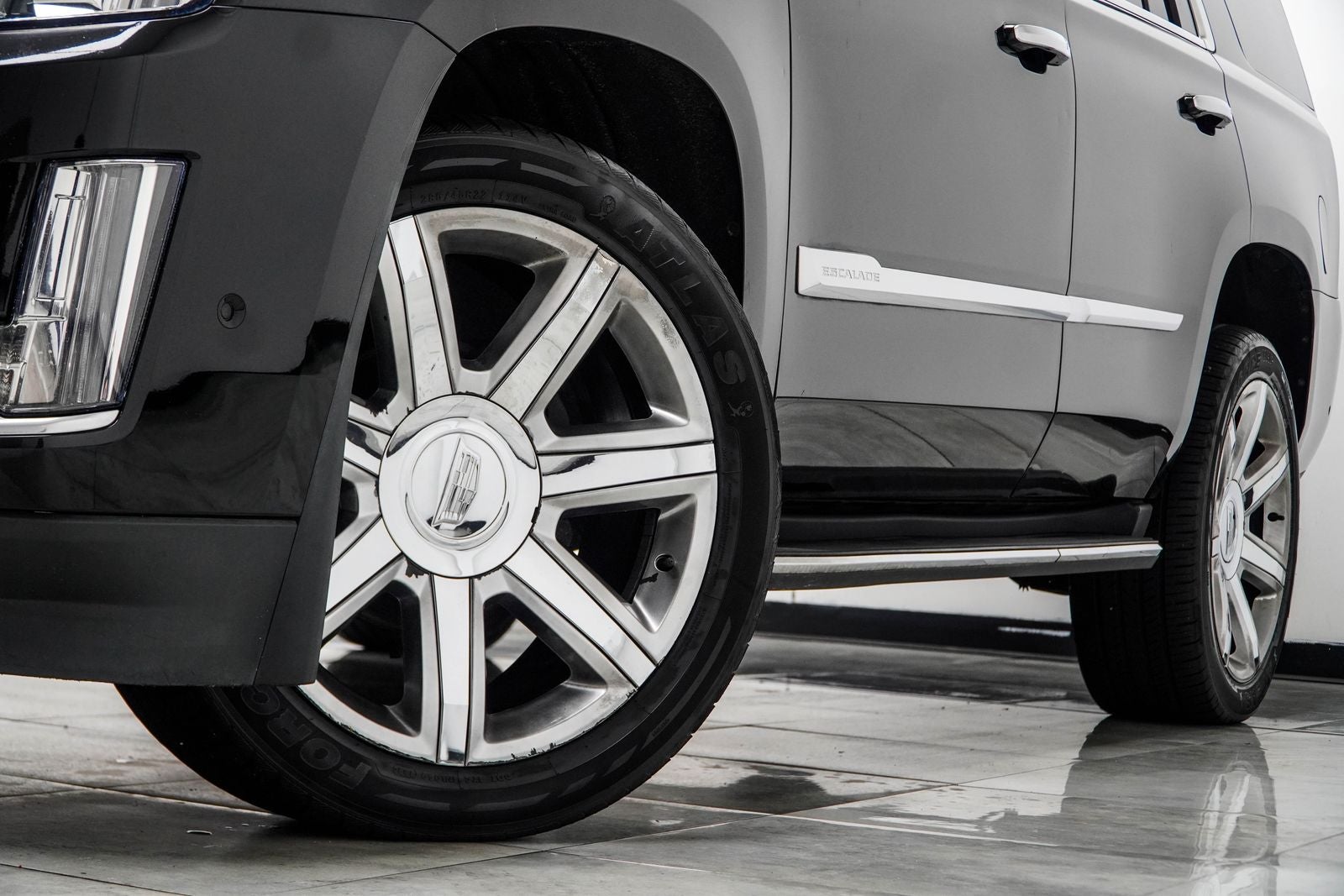 2020 Cadillac Escalade Luxury