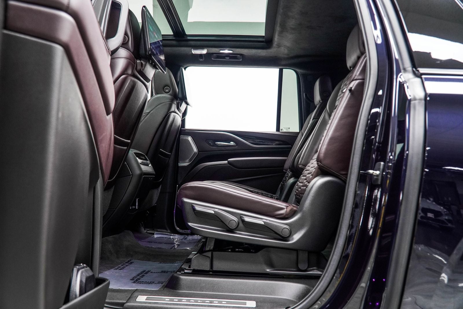 2023 Cadillac Escalade ESV Sport Platinum