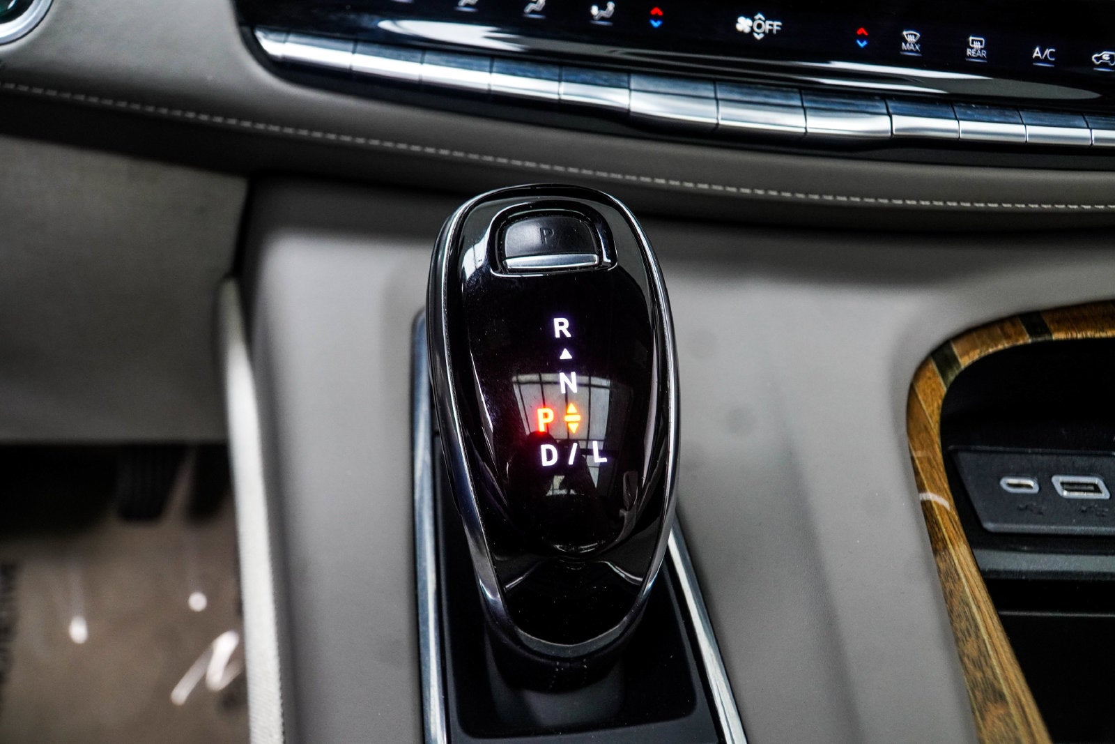 2022 Cadillac Escalade Premium Luxury Platinum
