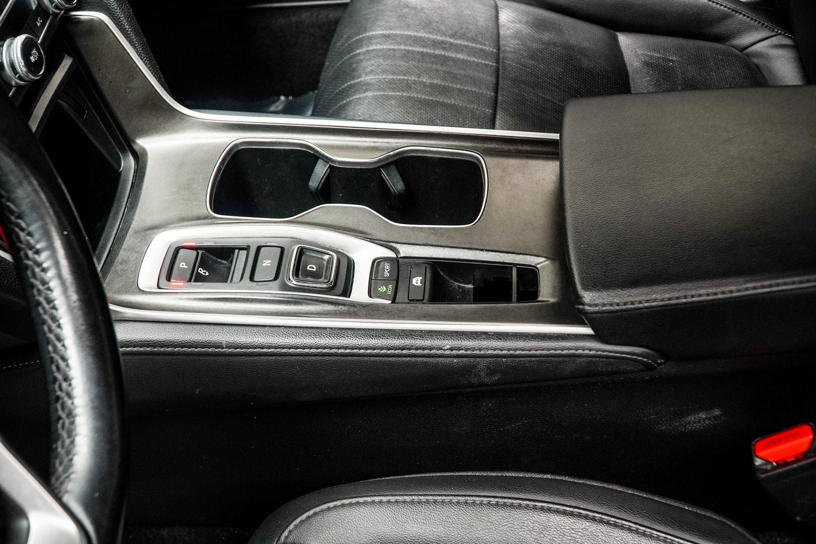 2022 Honda Accord Hybrid Touring