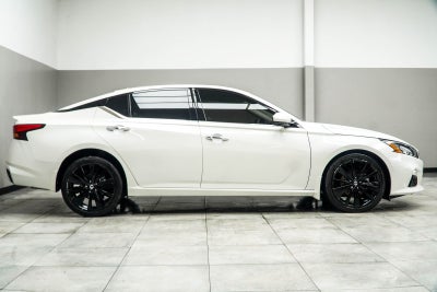 2022 Nissan Altima 2.5 Platinum