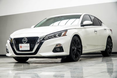 2022 Nissan Altima 2.5 Platinum