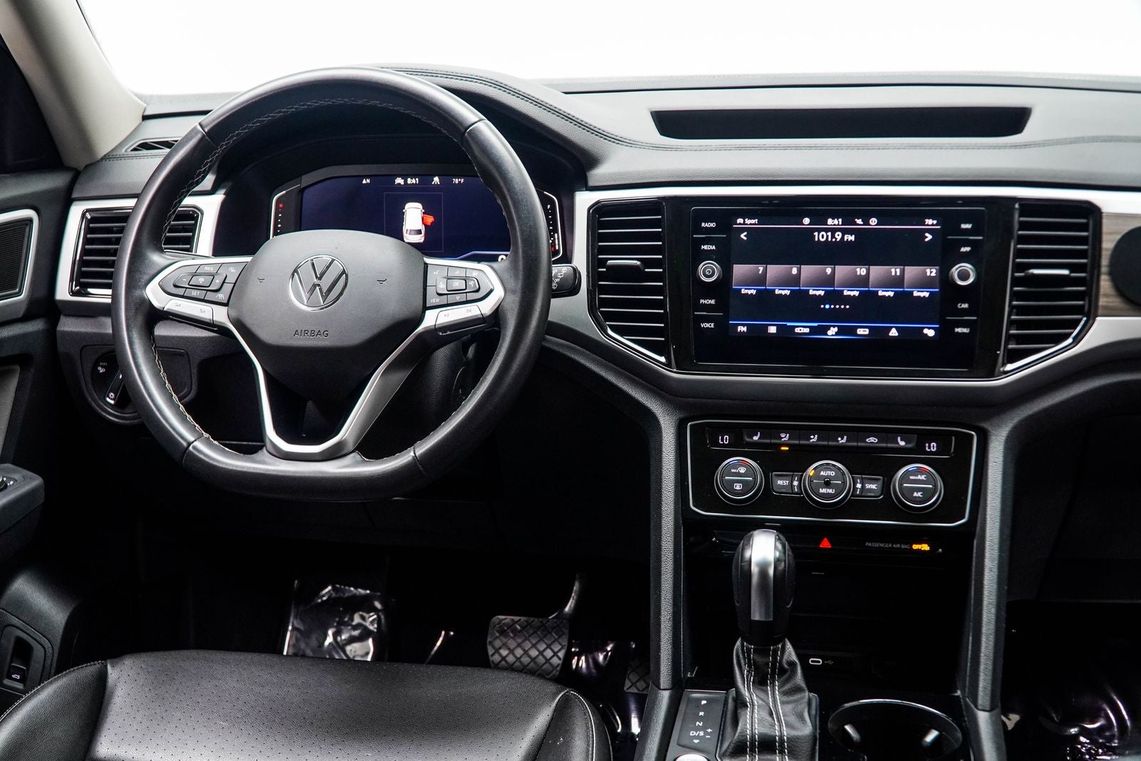 2023 Volkswagen Atlas SEL