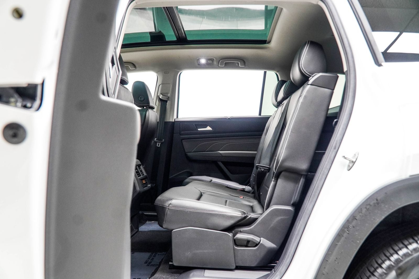 2023 Volkswagen Atlas SEL