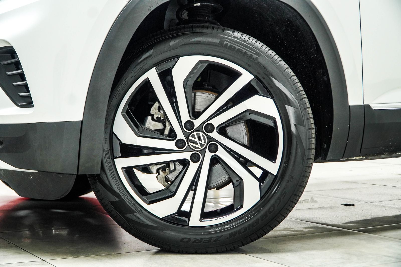 2023 Volkswagen Atlas SEL