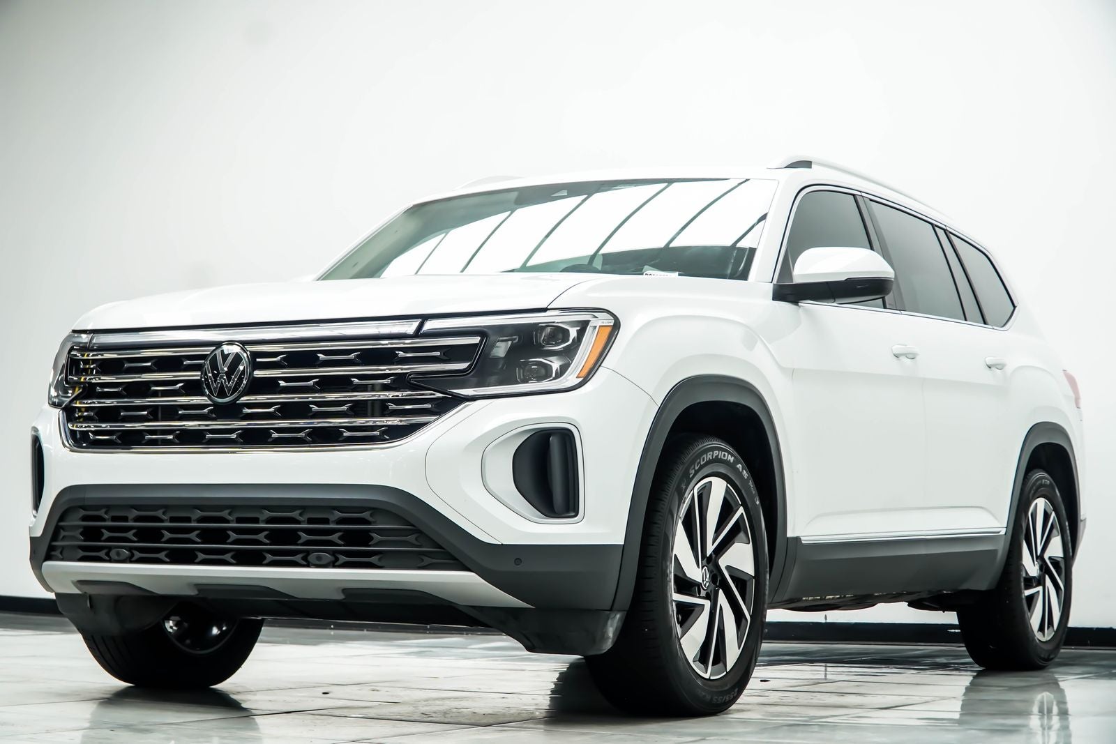 2024 Volkswagen Atlas 2.0T SEL