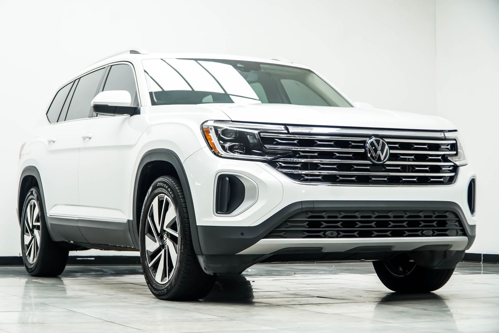 2024 Volkswagen Atlas 2.0T SEL