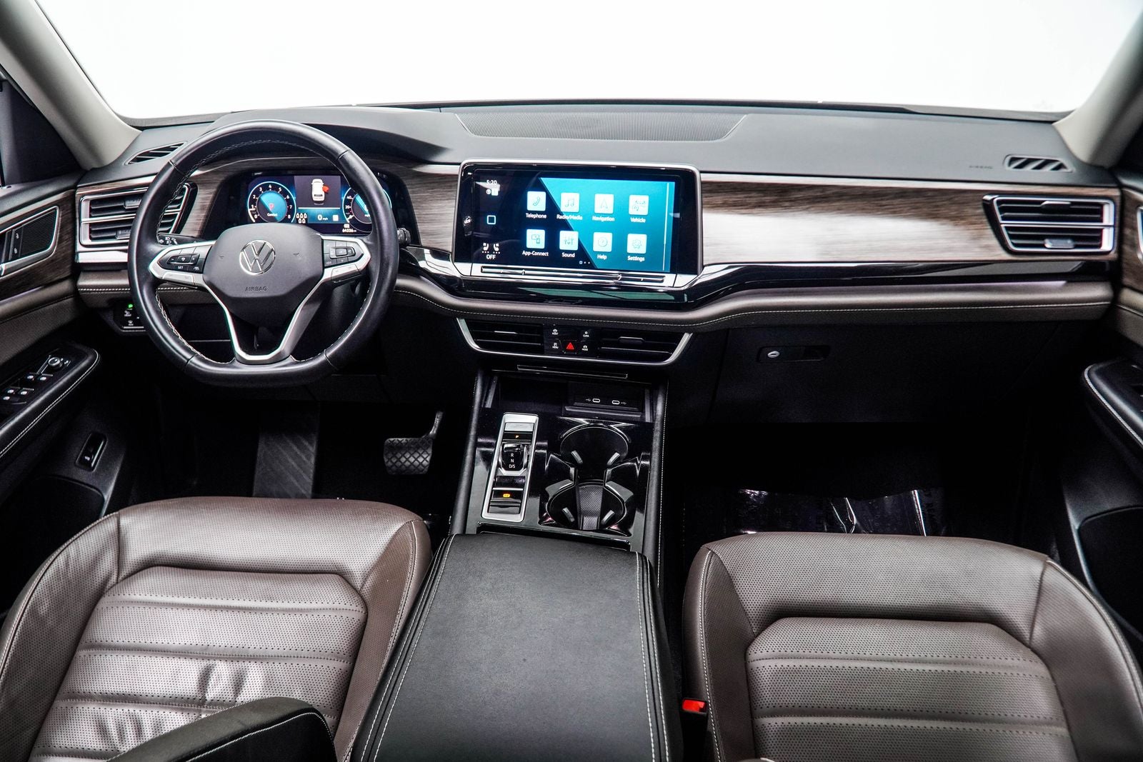 2024 Volkswagen Atlas 2.0T SEL
