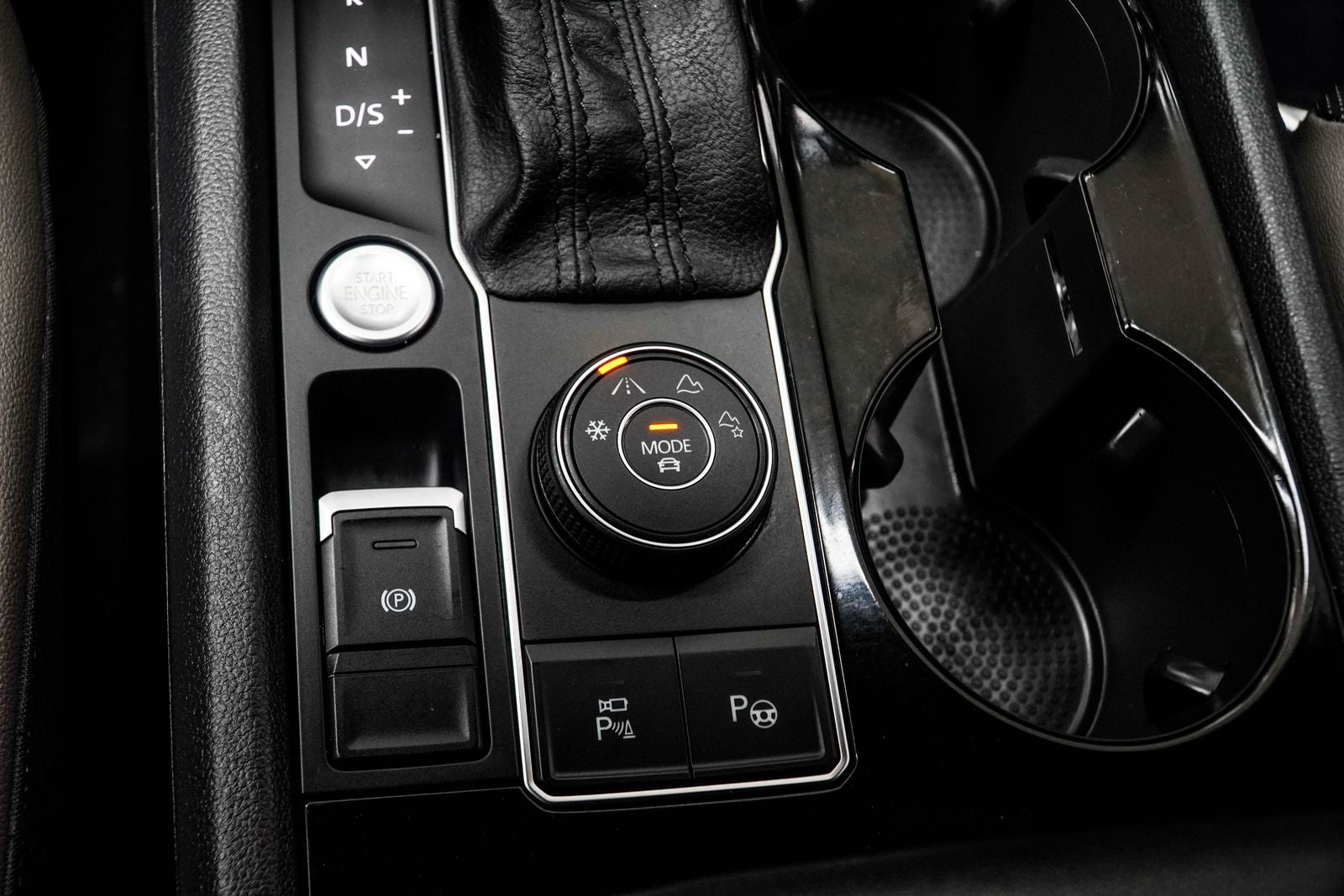 2020 Volkswagen Atlas Cross Sport 3.6L V6 SEL Premium R-Line 4Motion