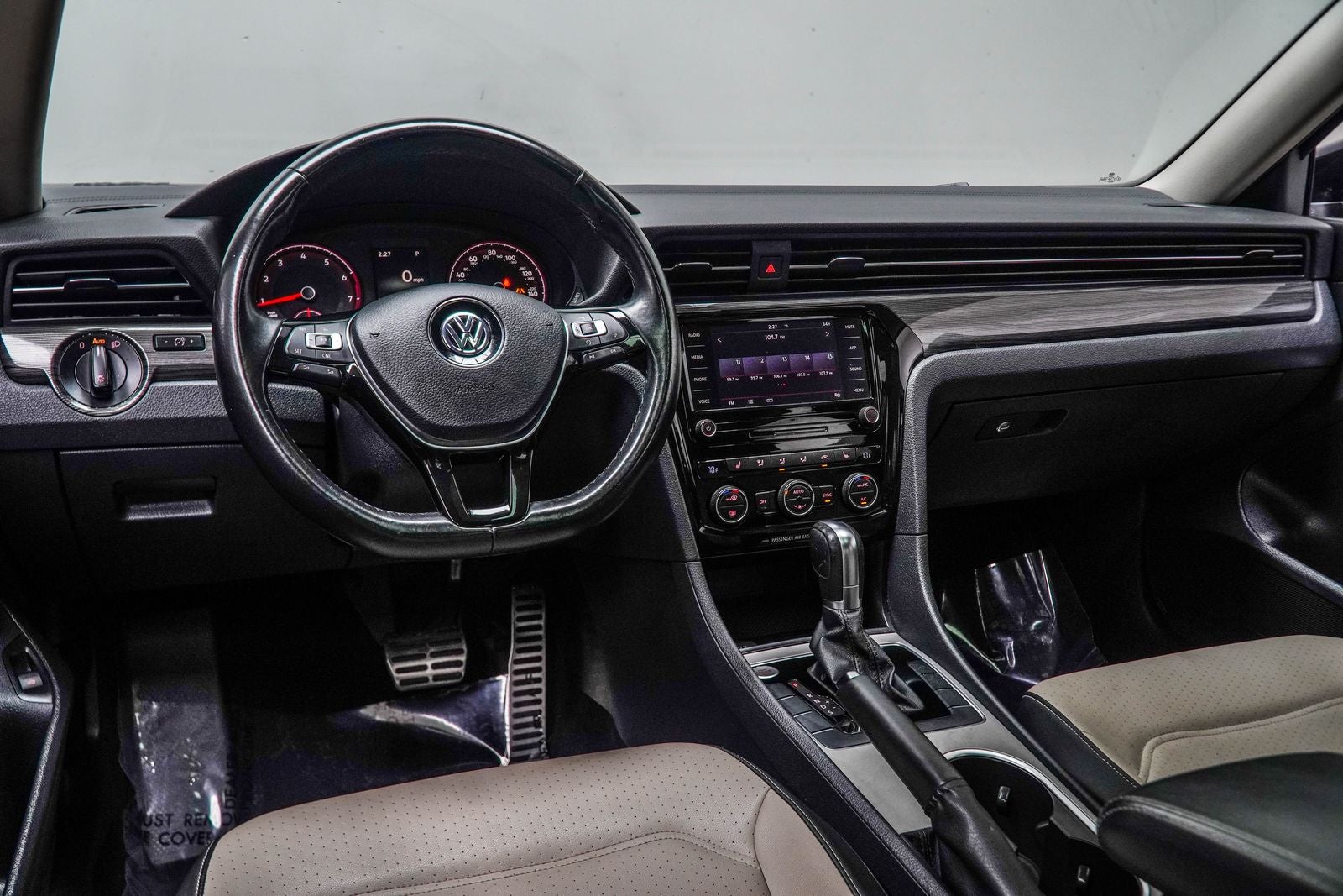 2020 Volkswagen Passat 2.0T R-Line