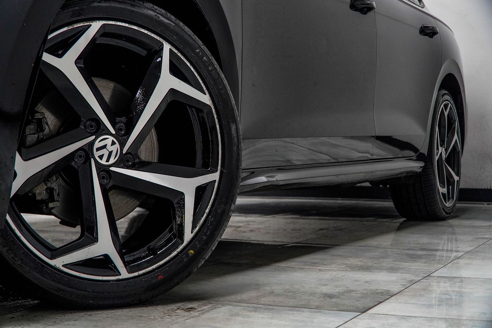 2020 Volkswagen Passat 2.0T R-Line