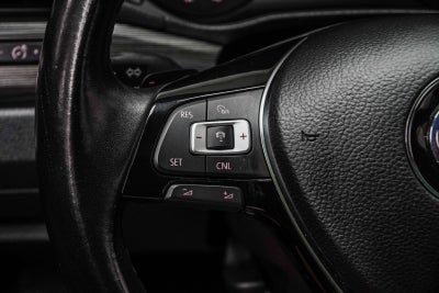 2020 Volkswagen Passat 2.0T R-Line