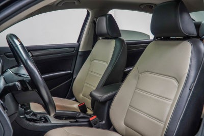 2020 Volkswagen Passat 2.0T R-Line