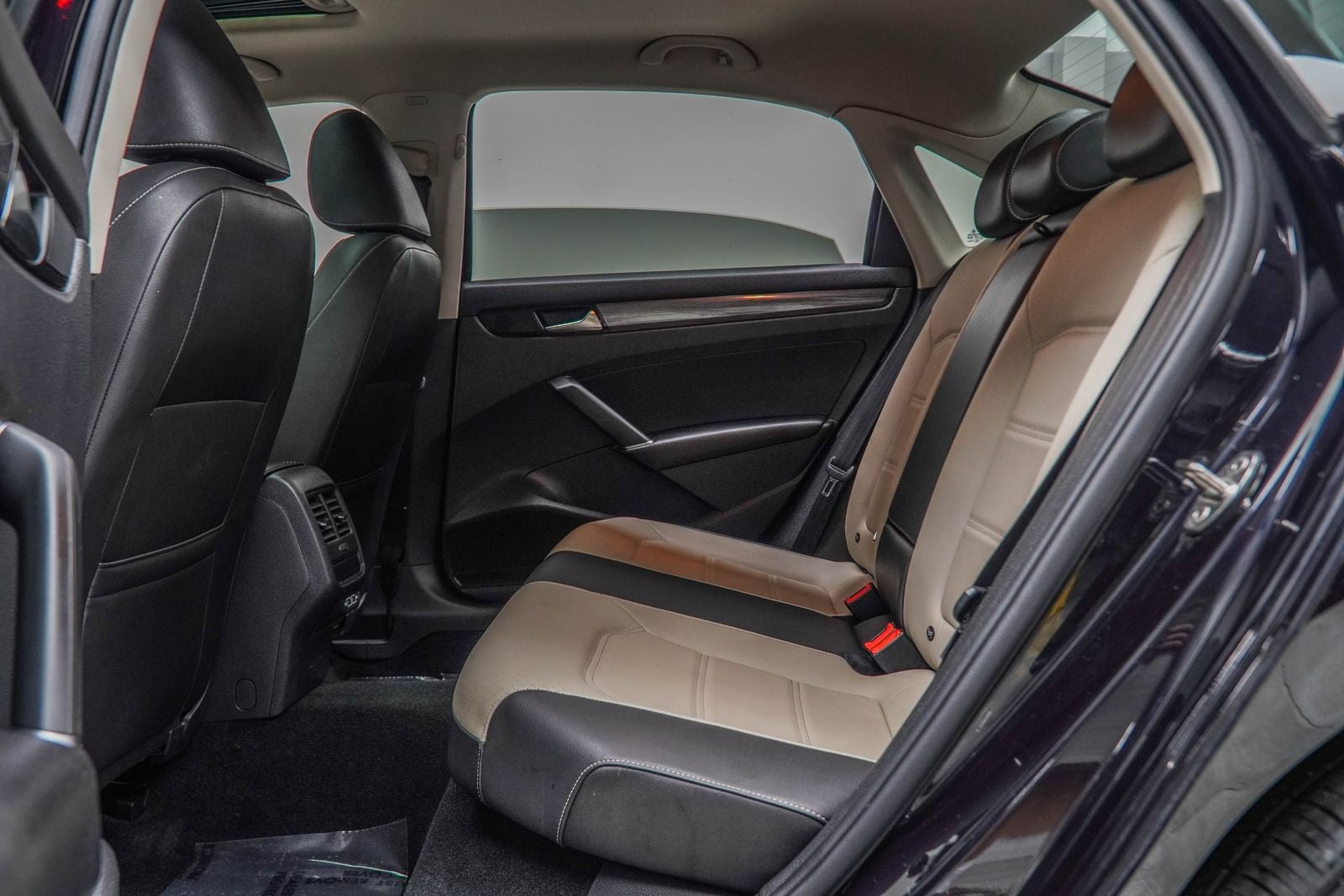 2020 Volkswagen Passat 2.0T R-Line