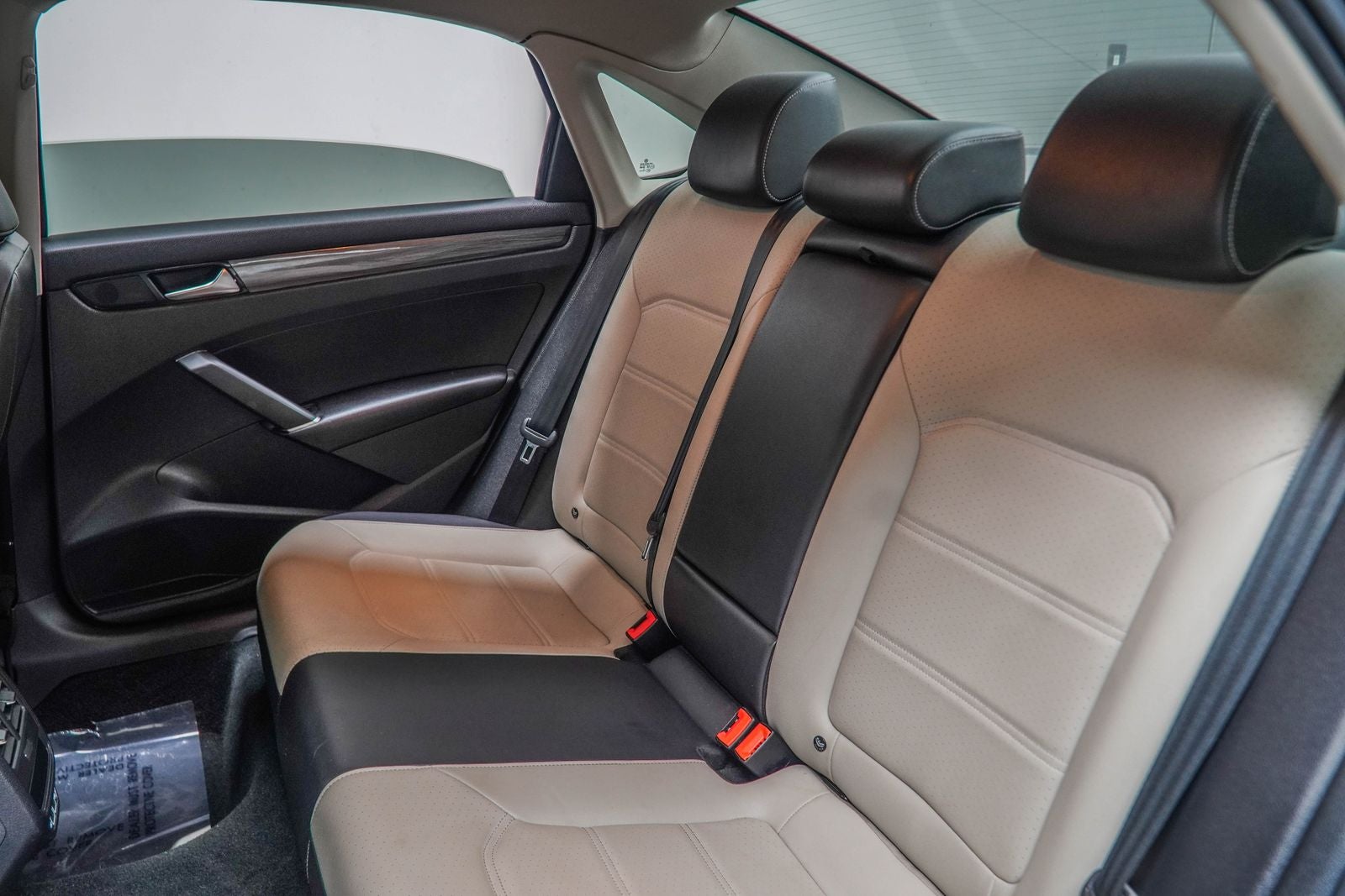 2020 Volkswagen Passat 2.0T R-Line