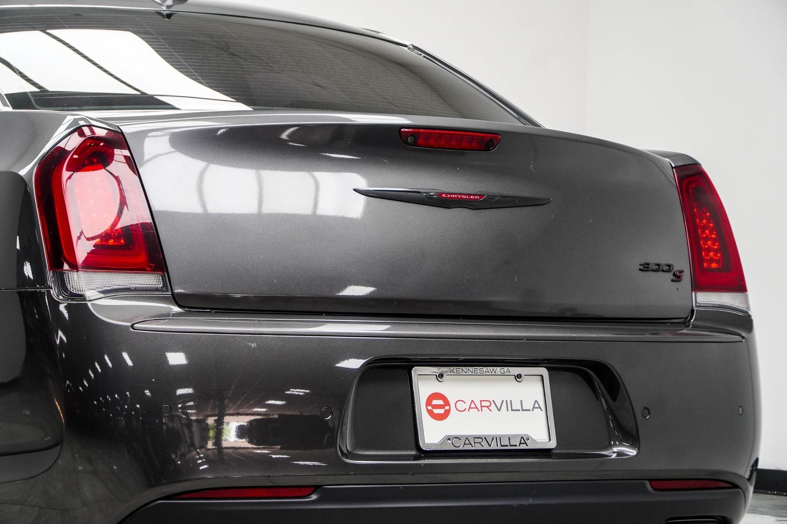 2022 Chrysler 300 S