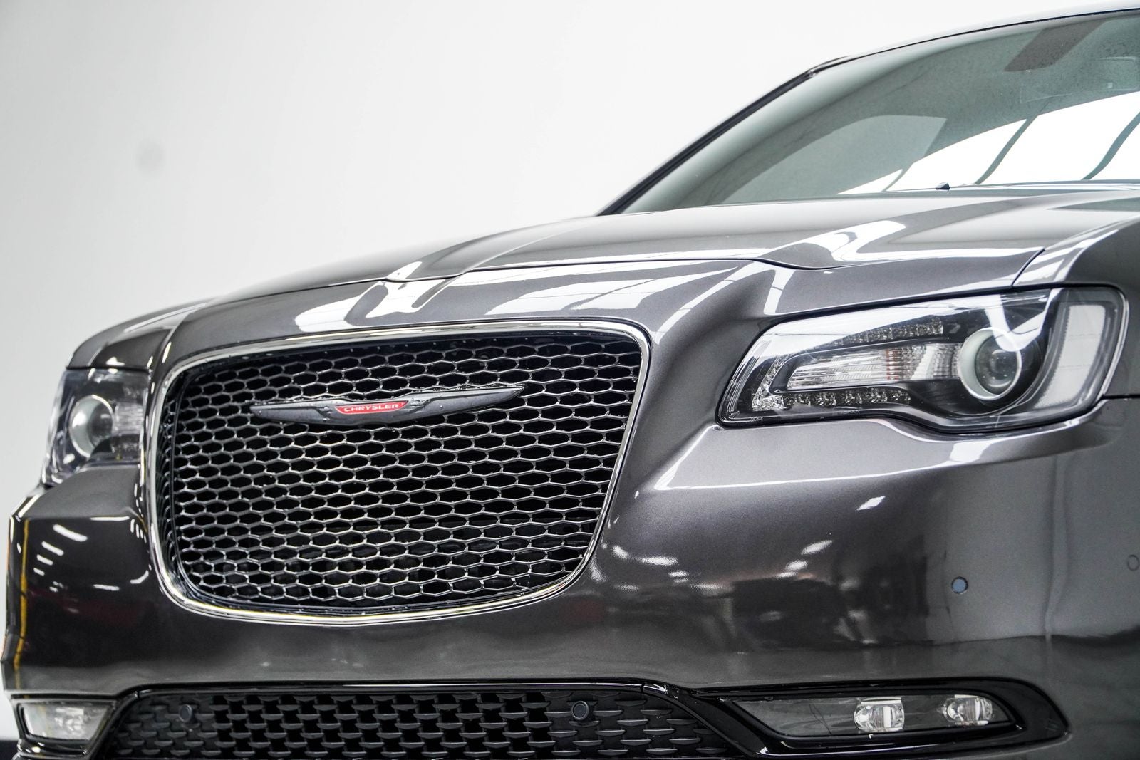 2022 Chrysler 300 S