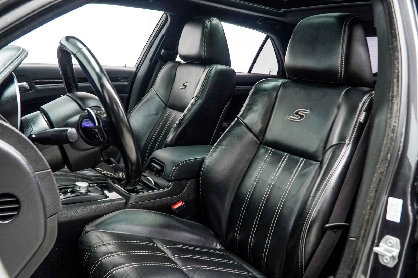 2022 Chrysler 300 S